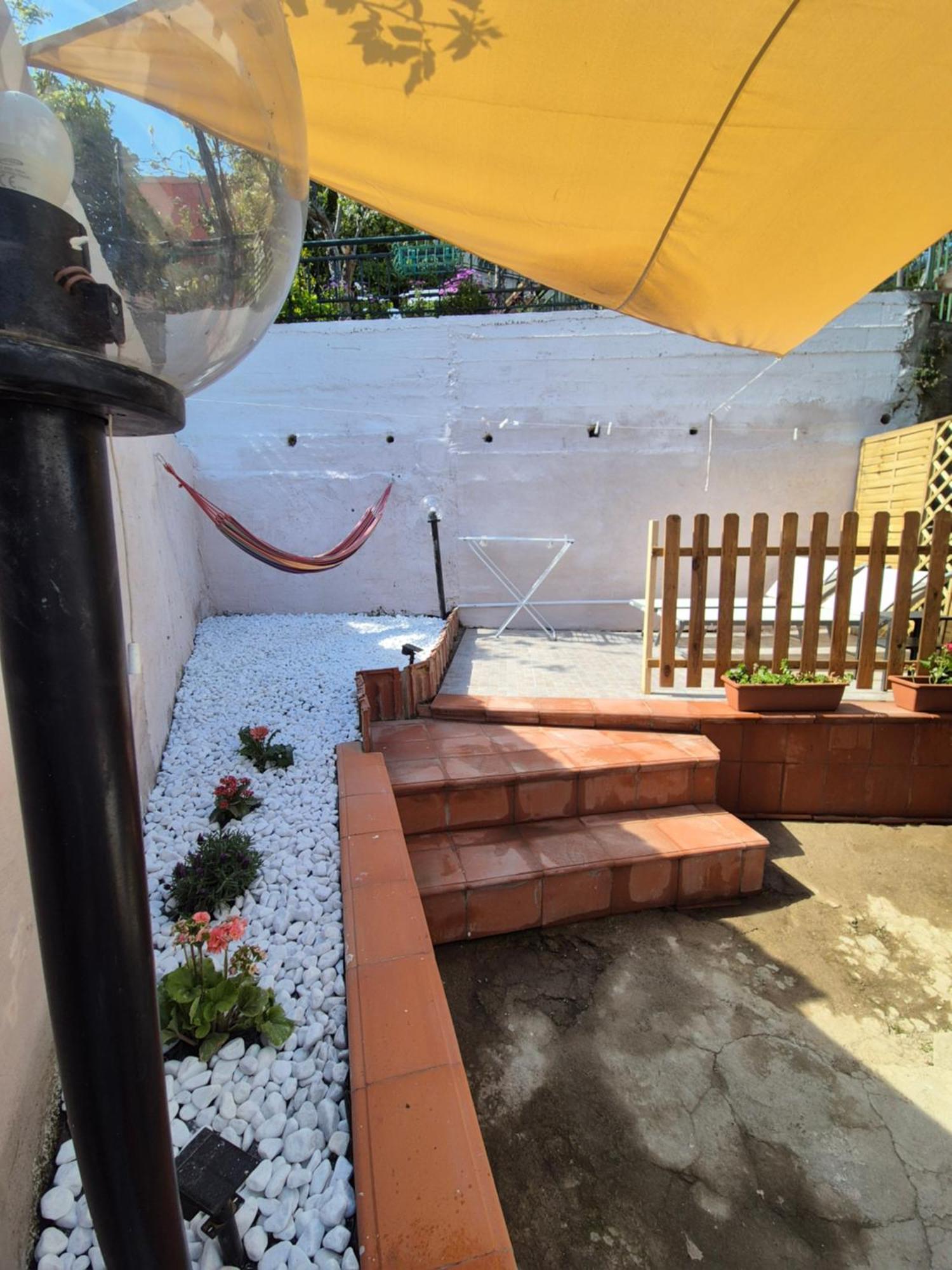 Casa Vacanze Smeralda Amalfi Coast Виетри Экстерьер фото